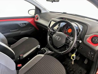 Toyota AYGO 1.0 VVT-i x-play Euro 6 5dr