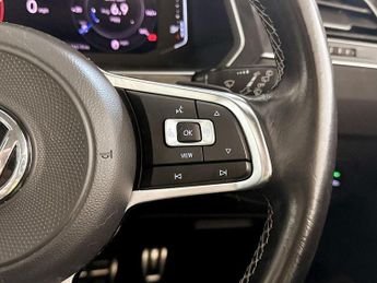 Volkswagen Tiguan 2.0 TDI R-Line Tech DSG 4Motion Euro 6 (s/s) 5dr