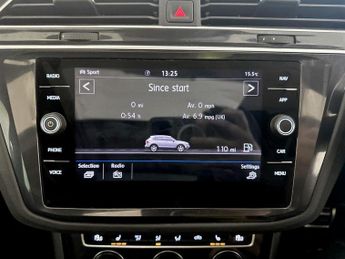 Volkswagen Tiguan 2.0 TDI R-Line Tech DSG 4Motion Euro 6 (s/s) 5dr