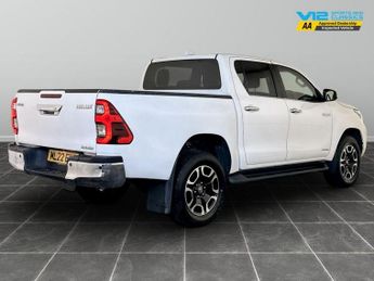 Toyota Hilux 2.8 D-4D Invincible 4WD Euro 6 (s/s) 4dr