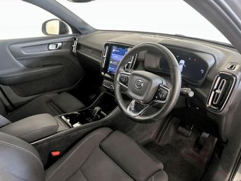 Volvo XC40 Recharge 69kWh Plus Auto 5dr