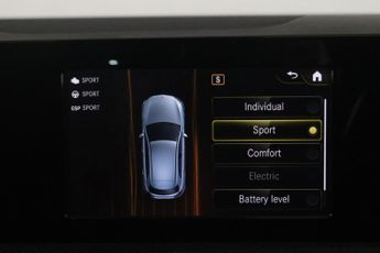 Mercedes-Benz A Class 1.3 A250e 15.6kWh AMG Line 8G-DCT Euro 6 (s/s) 5dr