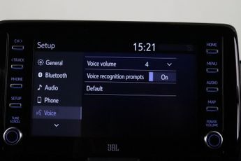 Toyota Yaris 1.5 VVT-h Dynamic E-CVT Euro 6 (s/s) 5dr