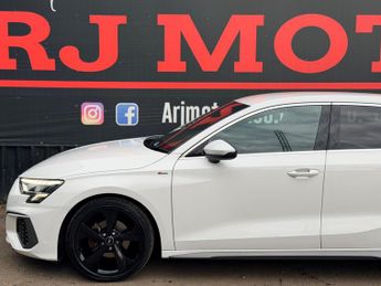 Audi A3 1.0 TFSI 30 S line Sportback S Tronic Euro 6 (s/s) 5dr