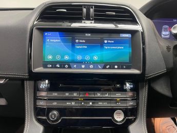 Jaguar F-PACE 2.0 D180 Chequered Flag Auto AWD Euro 6 (s/s) 5dr