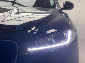 Jaguar F-PACE 2.0 P250i R-Sport Auto AWD Euro 6 (s/s) 5dr