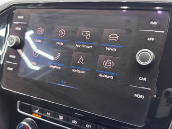 Volkswagen Passat 2.0 TDI EVO SEL DSG Euro 6 (s/s) 5dr