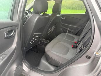 Renault Captur 1.5 dCi Dynamique MediaNav EDC Euro 5 5dr