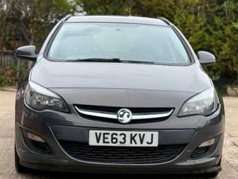 Vauxhall Astra 1.7 CDTi ecoFLEX Design Sports Tourer Euro 5 (s/s) 5dr