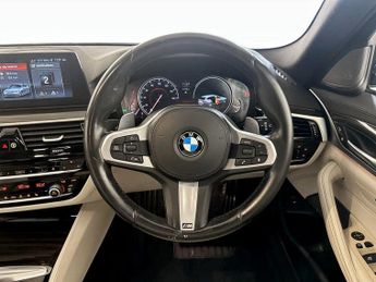 BMW 5 Series 2.0 520d M Sport Touring Auto xDrive Euro 6 (s/s) 5dr