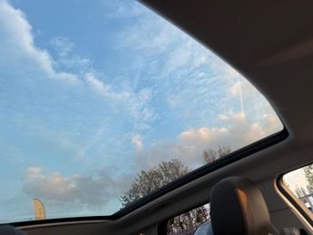 Land Rover Range Rover Evoque 2.0 TD4 SE Tech Auto 4WD Euro 6 (s/s) 5dr