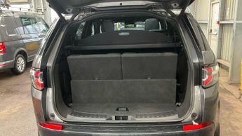 Land Rover Discovery Sport 2.0 TD4 SE Tech Auto 4WD Euro 6 (s/s) 5dr