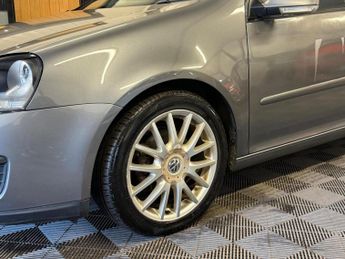 Volkswagen Golf 2.0 TDI GT Sport DSG 5dr