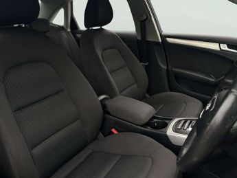 Audi A4 2.0 TDI SE Saloon 4dr Diesel Multitronic Euro 5 (s/s) (177 ps)