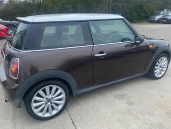 MINI Hatch 1.6 Cooper Mayfair Euro 4 3dr