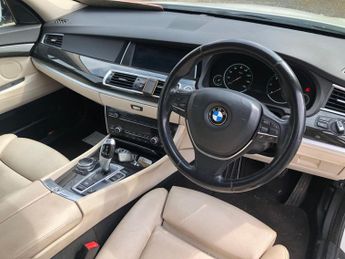 BMW 5 Series Gran Turismo 3.0 530d Luxury GT Auto Euro 6 (s/s) 5dr