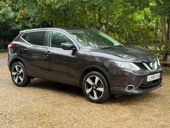 Nissan Qashqai 1.2 DIG-T N-Connecta XTRON 2WD Euro 6 (s/s) 5dr