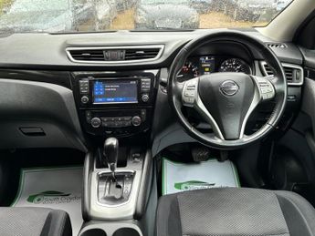 Nissan Qashqai 1.2 DIG-T N-Connecta XTRON 2WD Euro 6 (s/s) 5dr