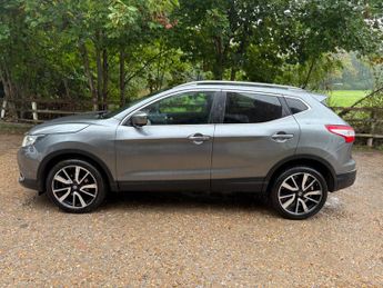 Nissan Qashqai 1.2 DIG-T Tekna XTRON 2WD Euro 6 (s/s) 5dr