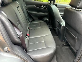 Nissan Qashqai 1.2 DIG-T Tekna XTRON 2WD Euro 6 (s/s) 5dr