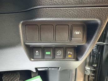 Nissan Qashqai 1.2 DIG-T Tekna XTRON 2WD Euro 6 (s/s) 5dr