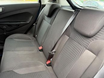 Ford Fiesta 1.6 Zetec Powershift Euro 5 5dr