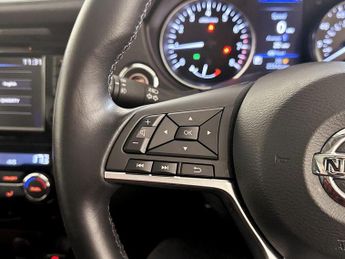 Nissan Qashqai 1.3 DIG-T Tekna DCT Auto Euro 6 (s/s) 5dr