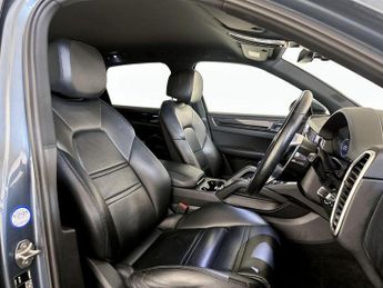 Porsche Cayenne 2.9T V6 S TiptronicS 4WD Euro 6 (s/s) 5dr