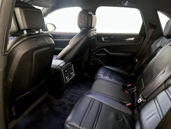 Porsche Cayenne 2.9T V6 S TiptronicS 4WD Euro 6 (s/s) 5dr