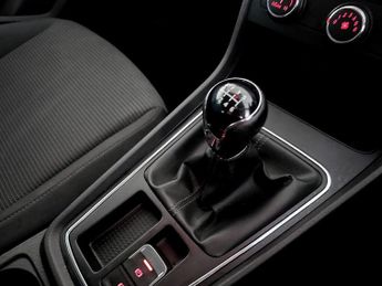 SEAT Leon 1.5 TSI EVO SE Dynamic Euro 6 (s/s) 5dr