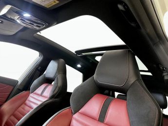 MG MG HS 1.5 T-GDI 16.6kWh Exclusive Auto Euro 6 (s/s) 5dr