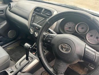 Toyota RAV4 2.0 VVT-i XT3 4WD 5dr