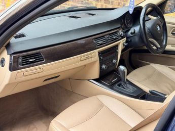 BMW 3 Series 2.0 320i Exclusive Edition Touring Steptronic Euro 5 5dr