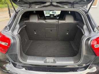 Mercedes-Benz A Class 1.5 A180d AMG Line 7G-DCT Euro 6 (s/s) 5dr