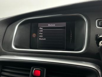 Volvo V40 2.0 D2 R-Design Nav Plus Auto Euro 6 (s/s) 5dr