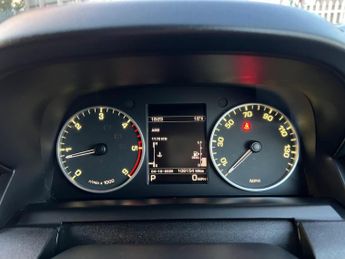 Land Rover Discovery 4 3.0 SD V6 SE Tech Auto 4WD Euro 6 (s/s) 5dr