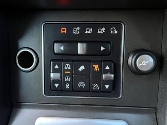Land Rover Discovery 4 3.0 SD V6 SE Tech Auto 4WD Euro 6 (s/s) 5dr