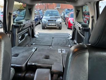 Land Rover Discovery 4 3.0 SD V6 SE Tech Auto 4WD Euro 6 (s/s) 5dr