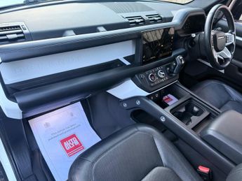 Land Rover Defender 90 3.0 D250 MHEV HSE Auto 4WD Euro 6 (s/s) 3dr