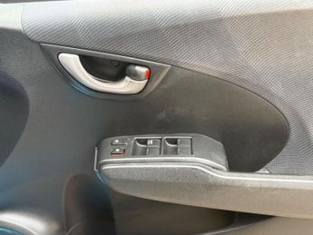 Honda Jazz 1.4 i-VTEC ES i SHIFT Euro 4 5dr