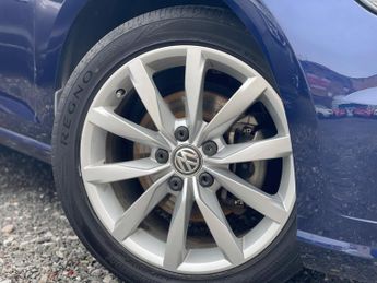 Volkswagen Golf 1.2 TSI SE Hatchback 5dr Petrol DSG