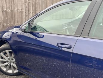 Volkswagen Golf 1.2 TSI SE Hatchback 5dr Petrol DSG