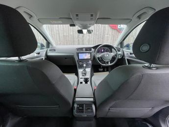 Volkswagen Golf 1.2 TSI SE Hatchback 5dr Petrol DSG