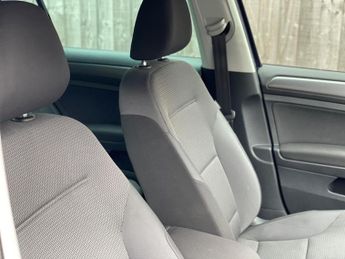 Volkswagen Golf 1.2 TSI SE Hatchback 5dr Petrol DSG