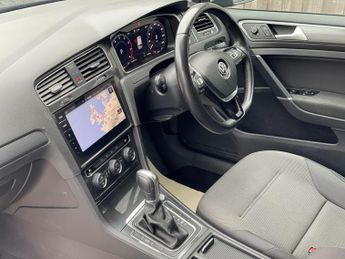 Volkswagen Golf 1.2 TSI SE Hatchback 5dr Petrol DSG