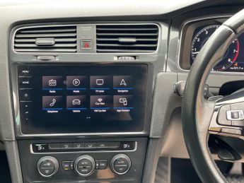 Volkswagen Golf 1.2 TSI SE Hatchback 5dr Petrol DSG