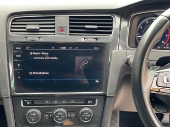 Volkswagen Golf 1.2 TSI SE Hatchback 5dr Petrol DSG