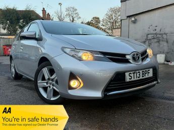 Toyota Auris 1.6 V-Matic Excel Multidrive S Euro 5 5dr