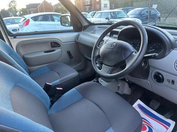Renault Kangoo 1.6 16v Authentique 5dr