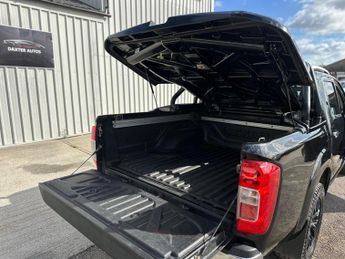 Nissan Navara 2.3 dCi Trek -1 Auto 4WD Euro 6 4dr